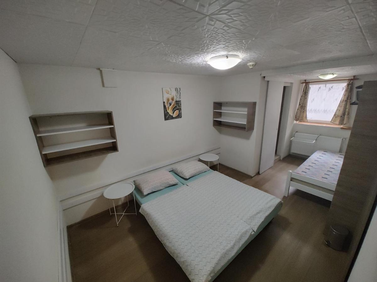 Motel Sofer Volkovce ภายนอก รูปภาพ